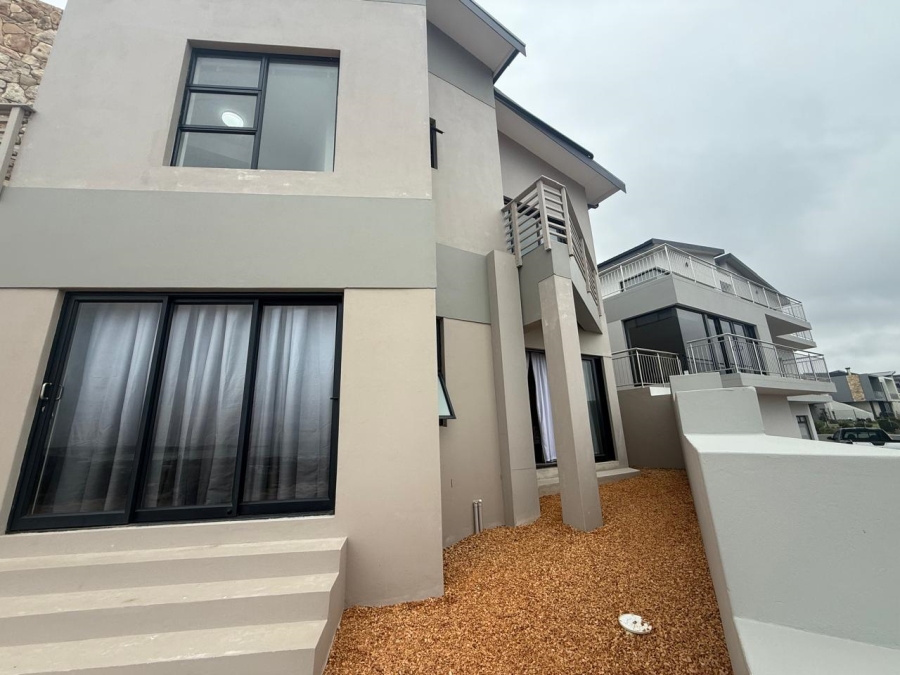 5 Bedroom Property for Sale in Stilbaai Oos Western Cape